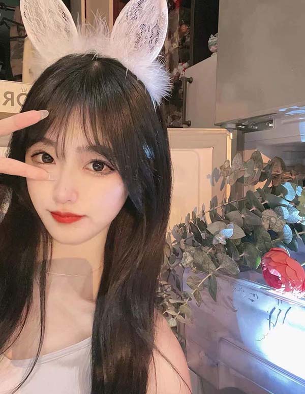 旧金山外围留学生